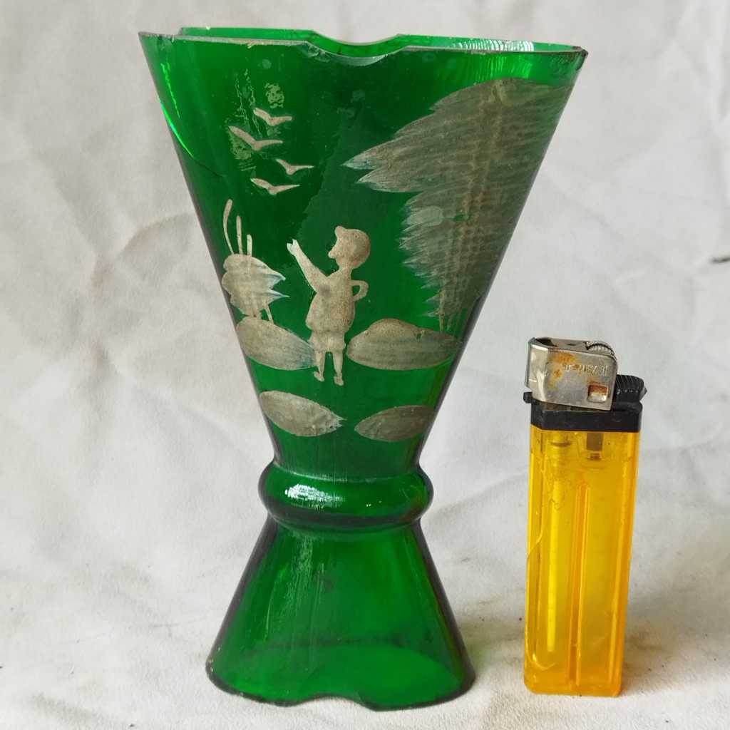 Pajangan Vintage Mary Gregory Tempat Daun Sirih CACAT