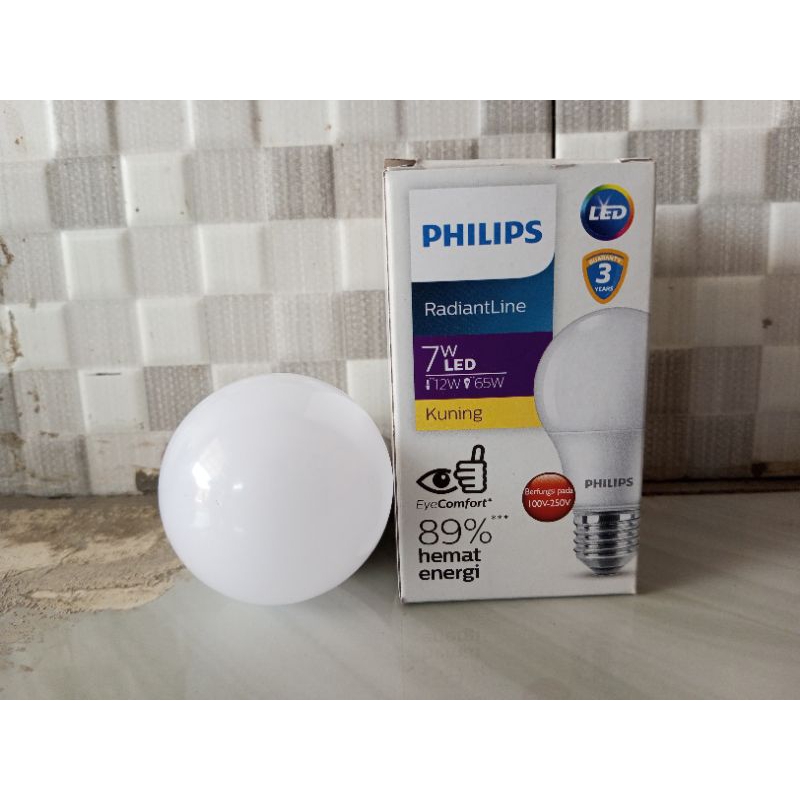 Lampu Philips Radiantline warna kuning 7 Watt Led