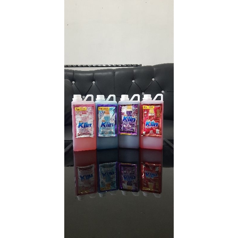 SOKLIN LIQUID 1000ML detergen 1 liter (repack) pewangi pakaian