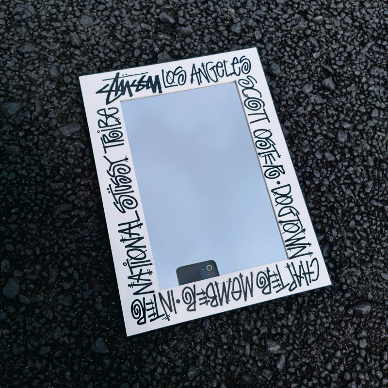 Cermin Aesthetic Stussy 90s Poster