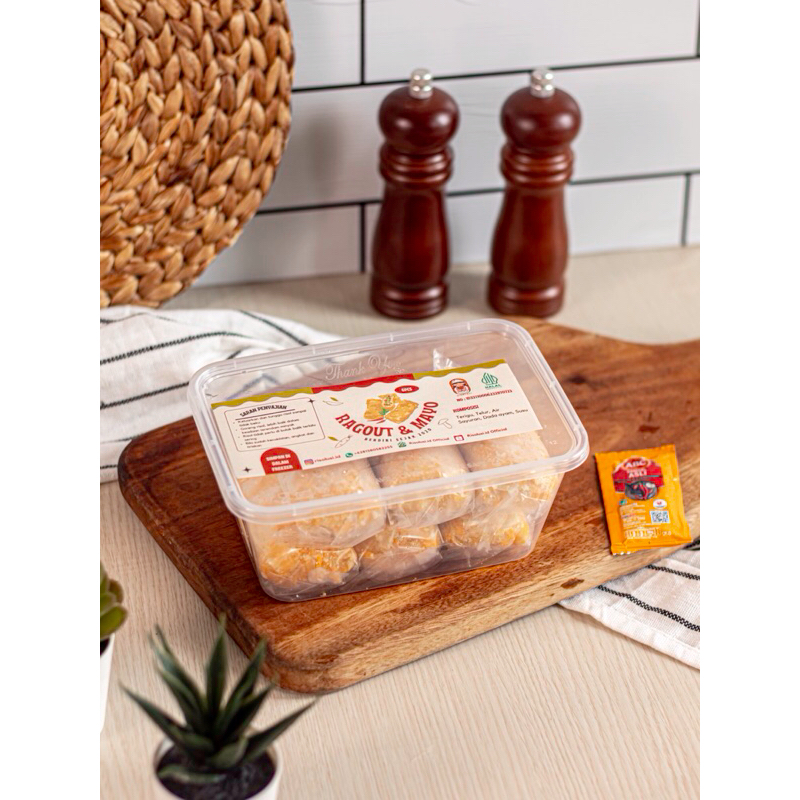 

RISOLES MIX 3 Pcs RAGOUT AYAM & 3 Pcs SMOKED BEEF MAYO-isi 6Pcs/Box ~ RISOLUSI.ID