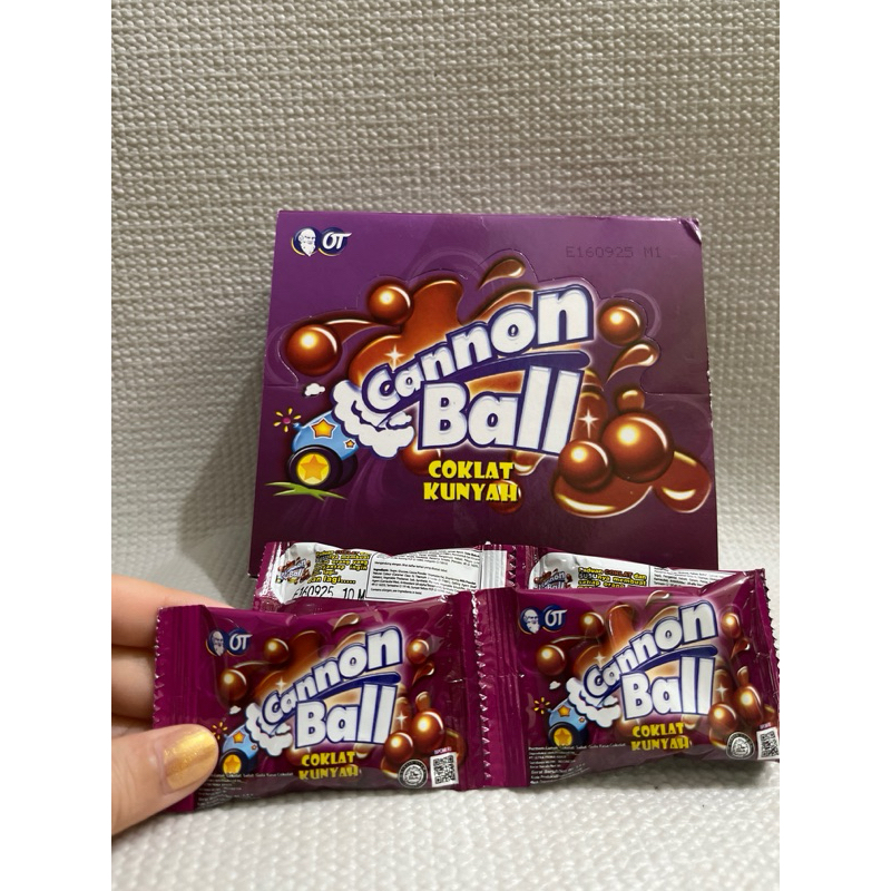 

Cannon Ball Coklat Kunyah Perpak isi 24 Pcs