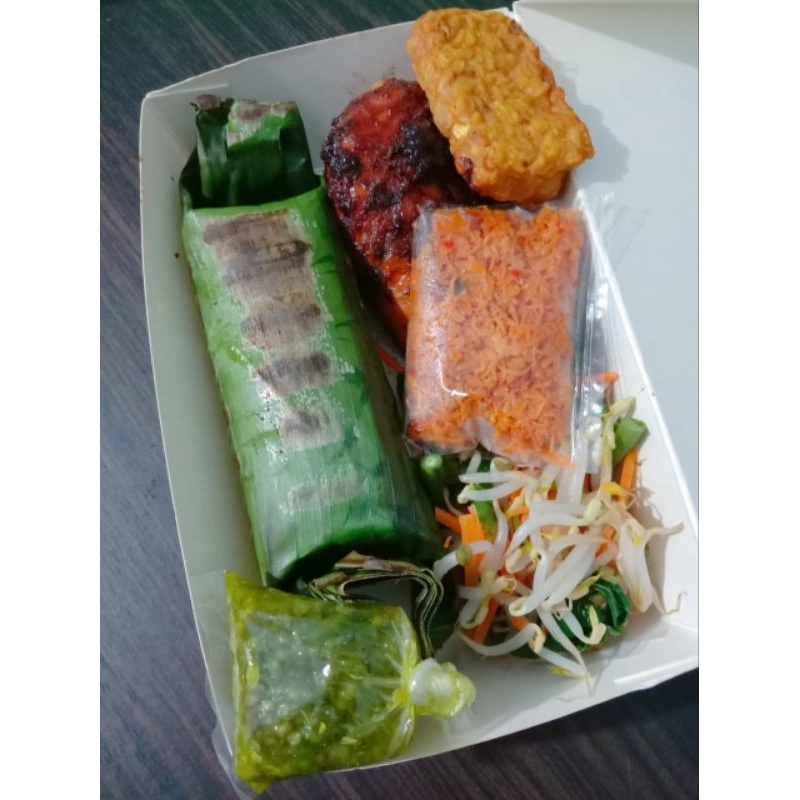 

Paket Nasi Murah/Nasi Bakar/Nasi Bakar Ayam Bakar/Urap/aromarasamart02