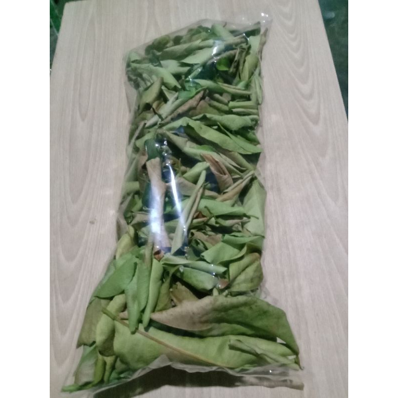 

Daun jeruk nipis kering 100 gr