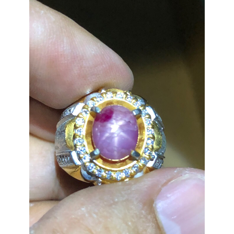 Ruby Star Burma Belang Koi NTE 5,01ct