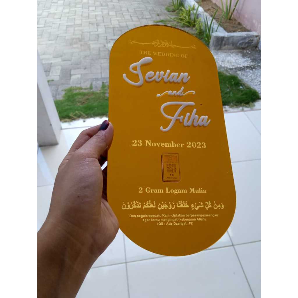 Tetes Oval Akrilik Mirror Gold Grafir / Timbul Bahan Mahar