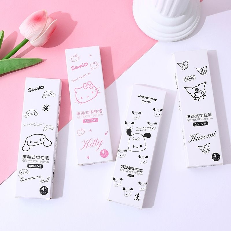 

Pulpen Sanrio Black White Isi 4pcs