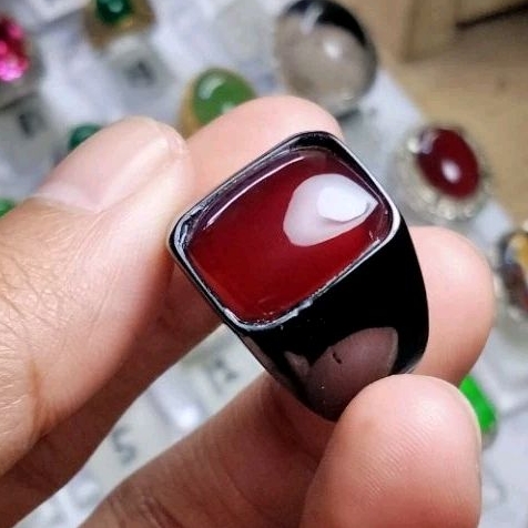 BATU AKIK RED BARON KOTAK