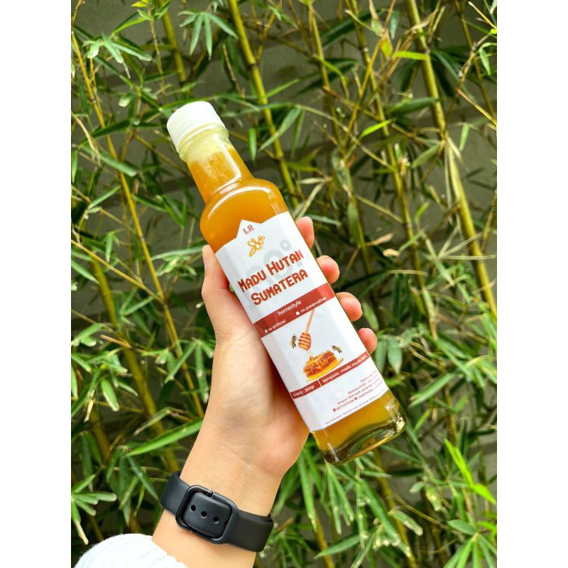 

madu hutan liar bukan hasil ternak dijamin murni 100% asli, isi bersih 350gram, khasiat lebih baik