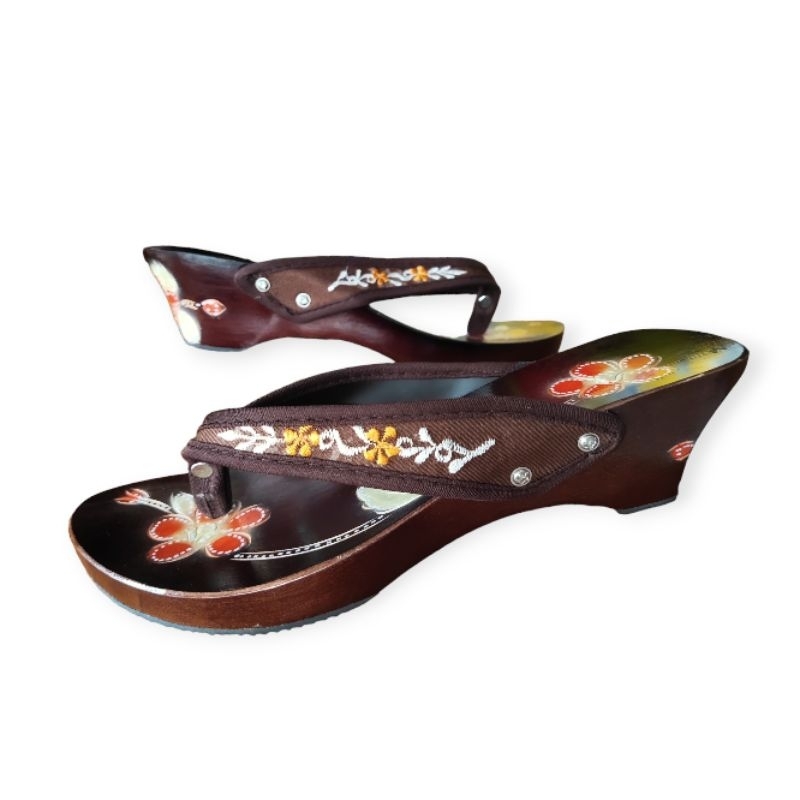 Sandal Wanita Tali Wanita/ Sandal Kayu Bordir/ Sandal Blimbing Murah