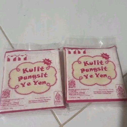 

Kulit pangsit yeyen (Jawa Timur)