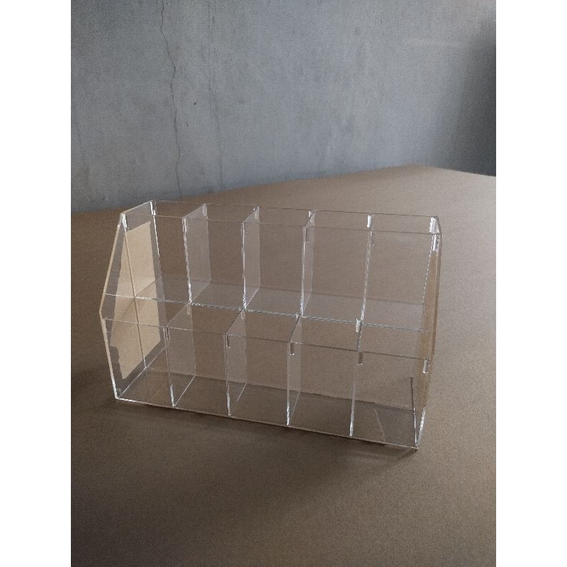 

akrilktempat,alat,tulis.