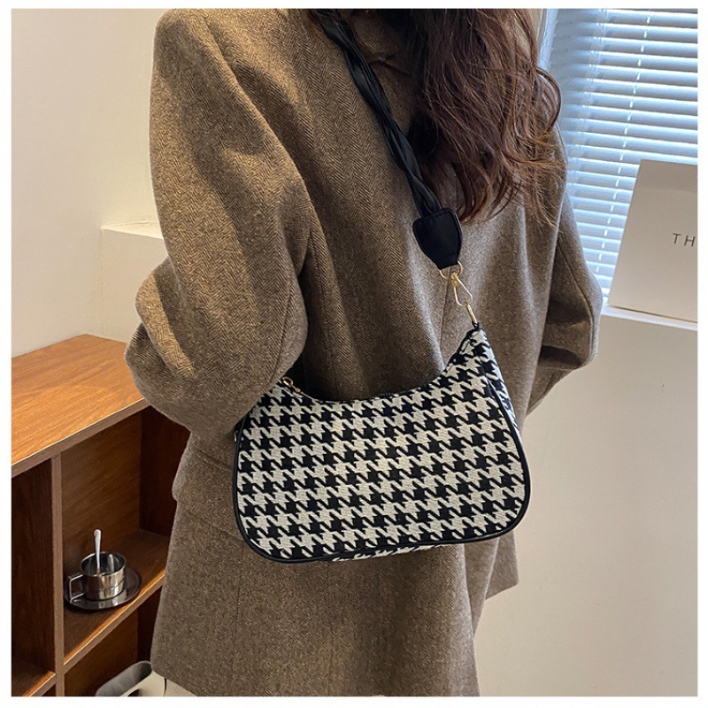 Tas bahu wanita import High Quality - Hitam Kecil