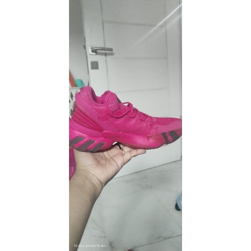 sepatu basket adidas bounce ori