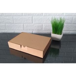 

Kardus Karton / Box Donat Polos Corrugated (Uk. 27,5 x 18,5 x 5 cm) untuk hajatan dan souvenir, kresek donat / tas plastik, paper bag, Bingkisan / Souvenir untuk pernikahan, Tasyakuran / Pengajian / Hampers best seller