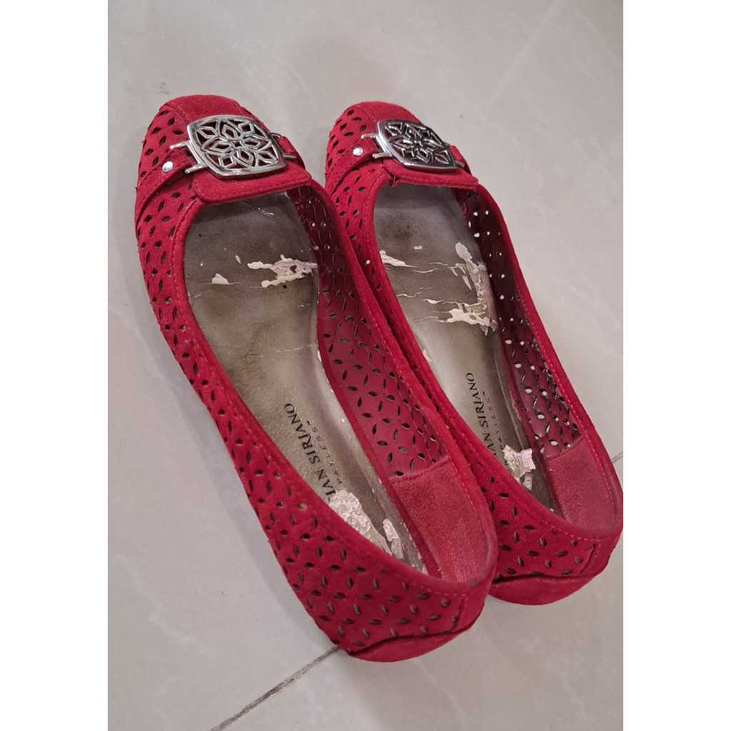 Sepatu Christian Siriano Delilah Red