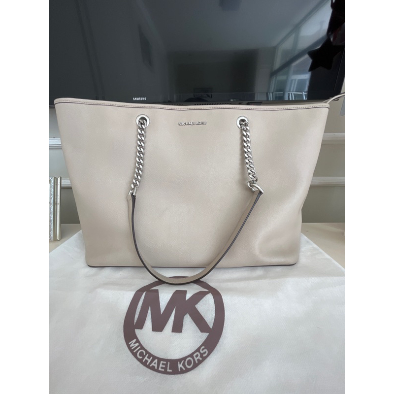 Preloved bag MK
