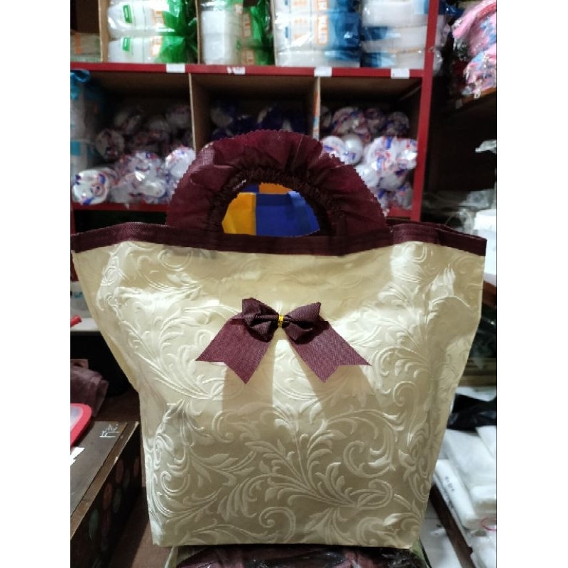 tas hajatan, tas embos