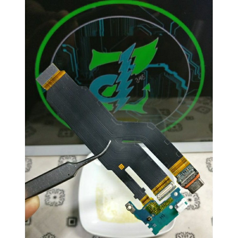 Konektor Cas Fleksibel Charger Sony XPERIA XZ Mainboard Charger/Konektor LCD [ Copotan ]Tested✓