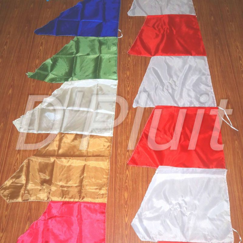 BENDERA UMBUL UMBUL MERAH PUTIH SATIN/UMBUL UMBUL WARNA WARNI SATIN MENGKILAP panjang 2m, 3m, 4m