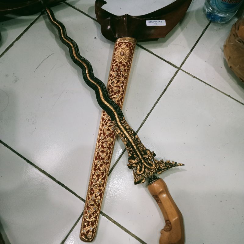 Keris Nogo Temanten Nogo Kembar Kinatah Kamaroga Gagah