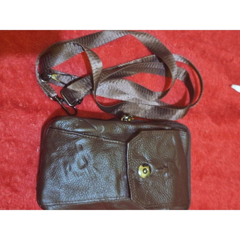 PRELOVED TAS SLING HP/IKAT PINGGANV KULIT ASLI