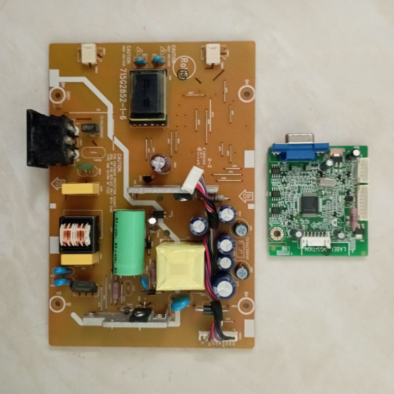 MESIN TV RELION MONITOR L15S0GB