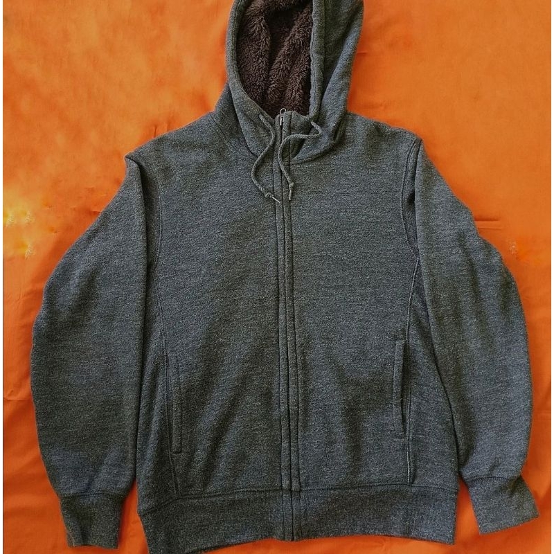 Hoodie Zipper Uniqlo Sherpa Dalam