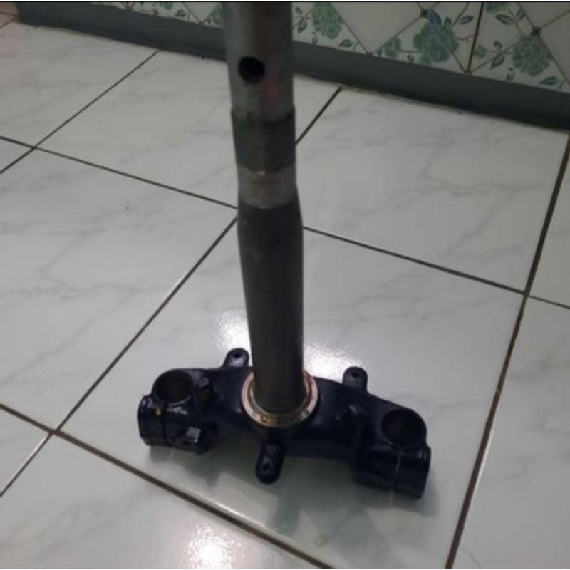 Segitiga T bawah honda Scoopy new k93 ring 12 original copotan fork stem steering