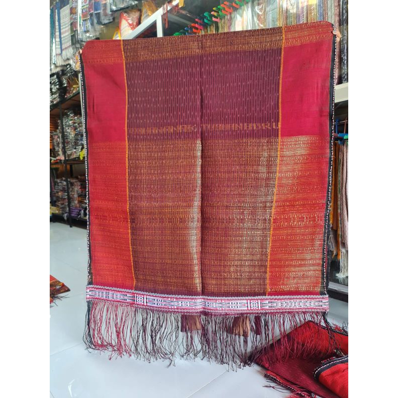 RAGIHOTANG ULOS HELA. TENUN TANGAN ASLI. MEWAH