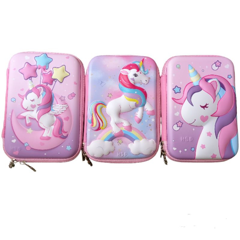 

Tempat pensil hard case timbul 3D UNICORN / Tempat pensil Hard Case Timbul 3D kuda poni / Pencil case timbul 3D unicorn