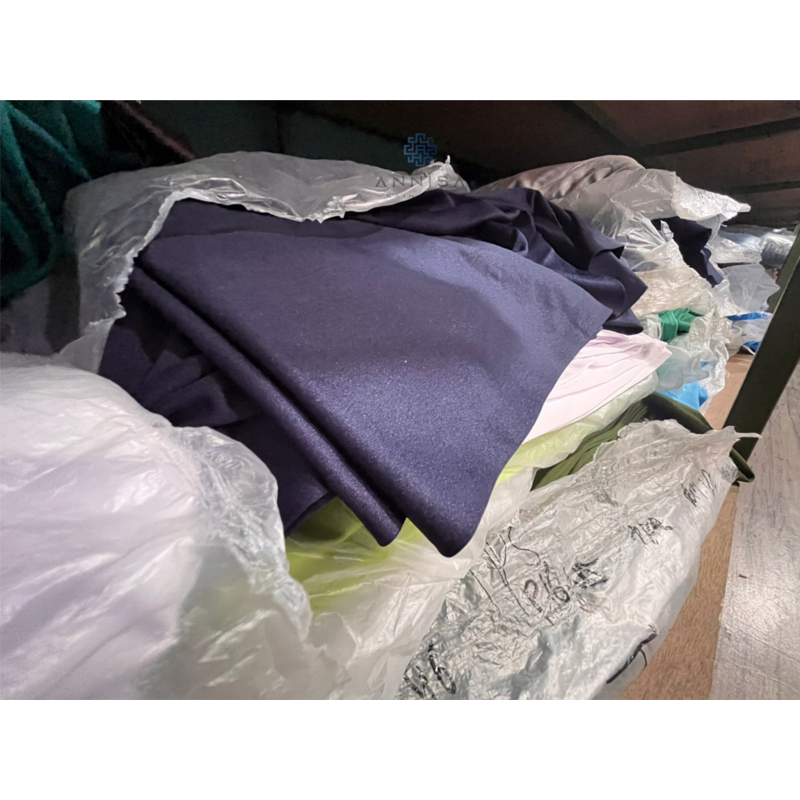 Kain Kaos Lotto kiloan