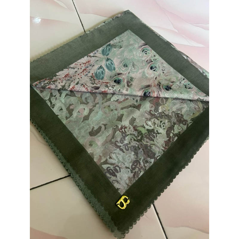 PL Buttonscarves Ederra Series - Pickle