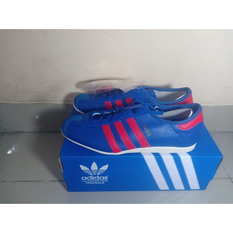 Adidas Paris size 40