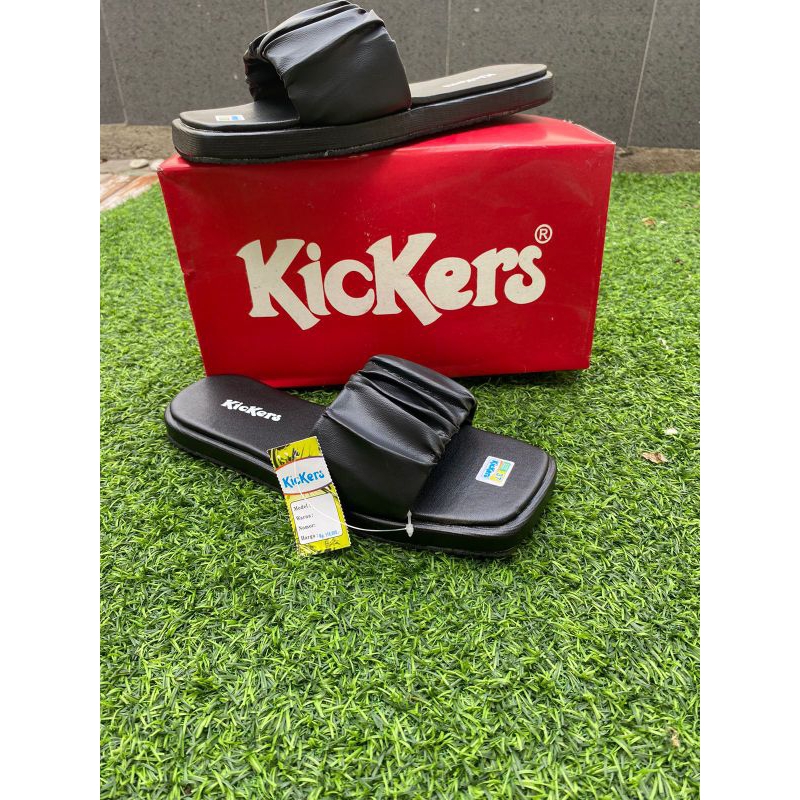SANDAL SELOP WANITA KICKERS