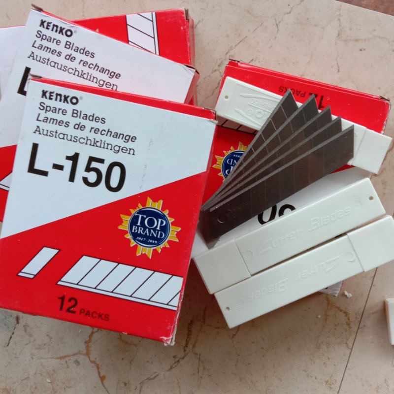 

ISI CUTTER KENKO(1 KOTAK ISI 12 )