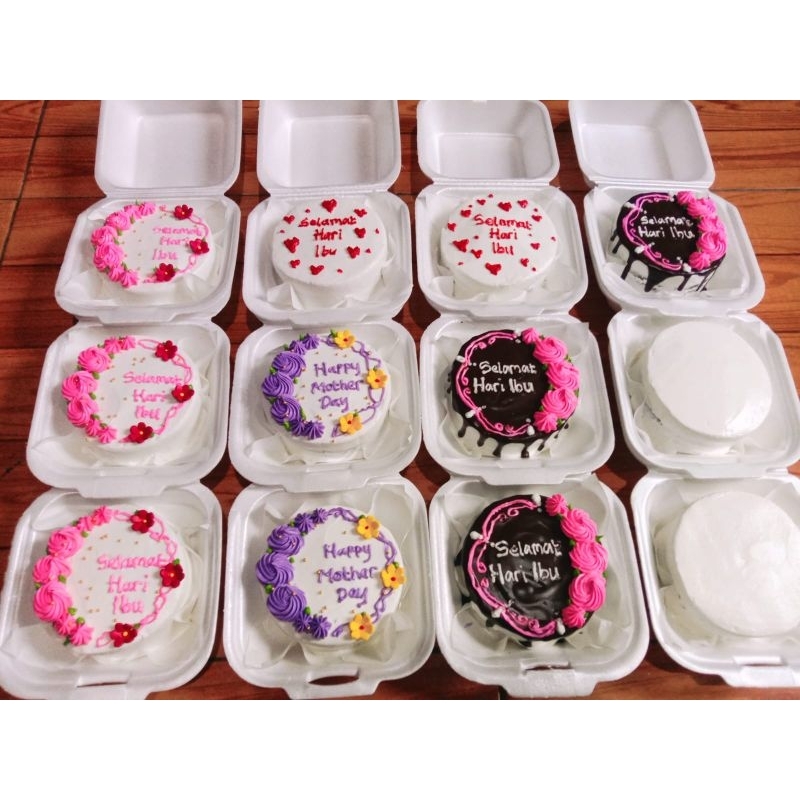 

READY/ Bento cake/kue hari ibu/kue hari guru/mini cake/kue ulang tahun/kue ulang tahun Semarang/kue tart murah