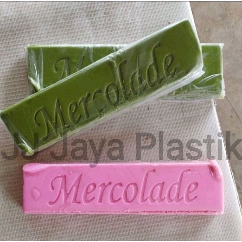 

Coklat Batangan Warna Warni