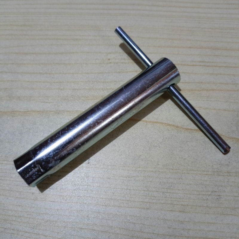 KUNCI BUSI YAMAHA R25 MT25