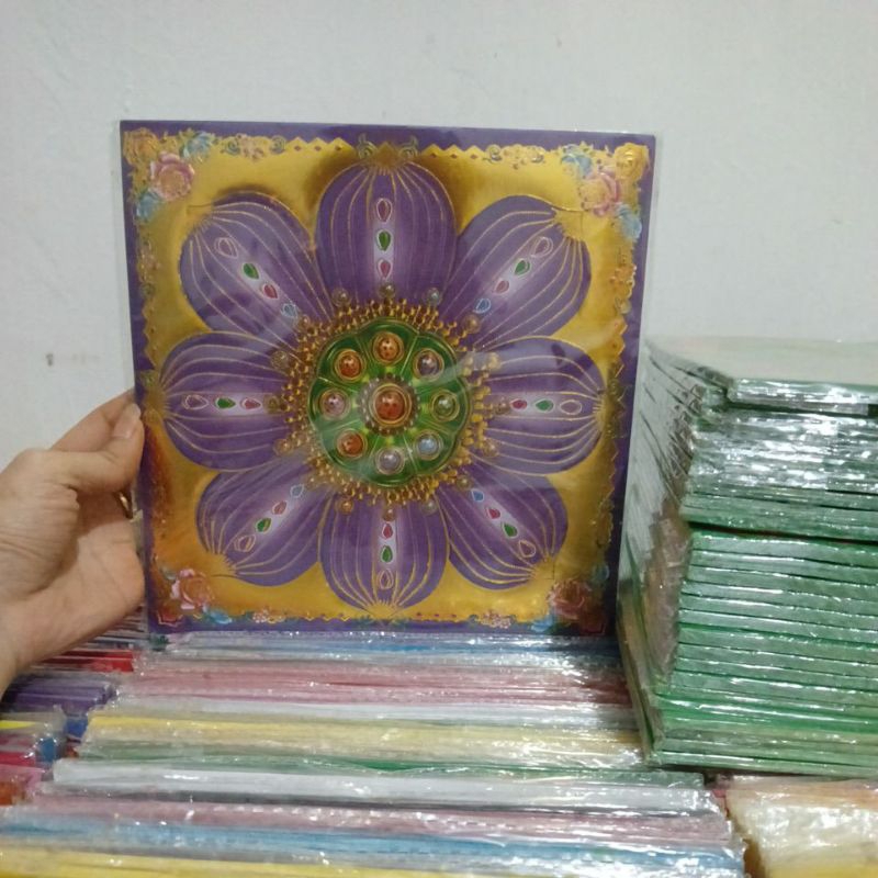 

kertas sembahyang bunga ungu