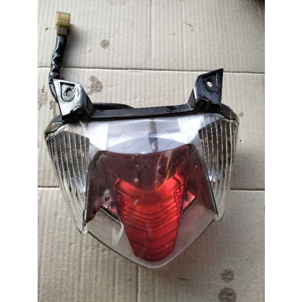 LAMPU STOP BELAKANG MIO J - MIO GT ORIGINAL