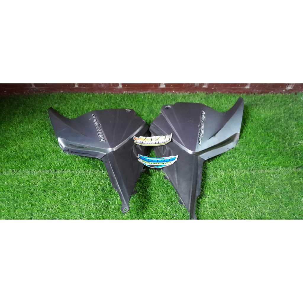 Cover Box Accu Aki Megapro Monoshock Karbu Original