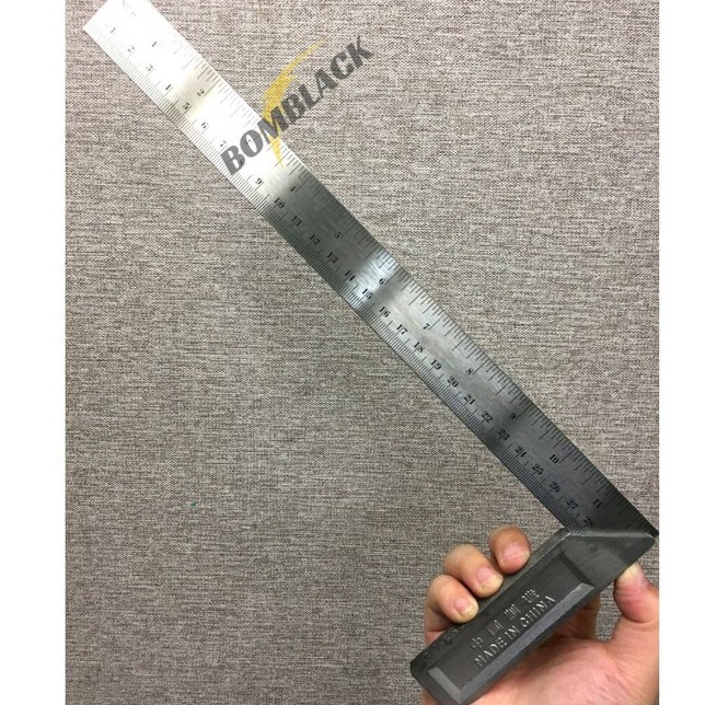

Ready Stock Penggaris siku 12 3cm tukang angle ruler 9 derajat DIAMOND TERMURAH