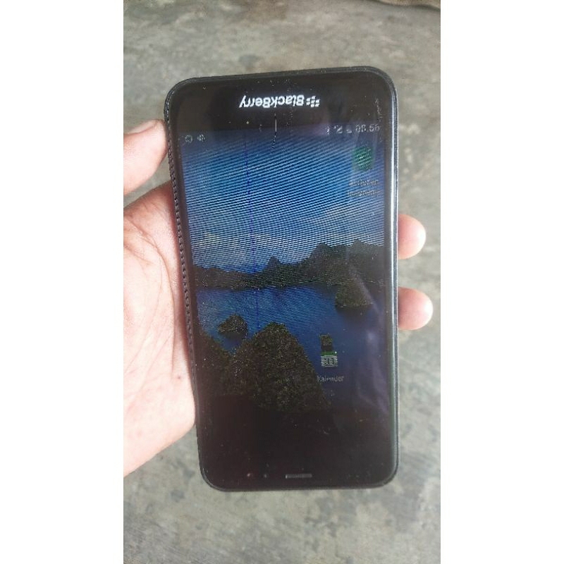 bb aurora minus lcd ram 4/32gb
