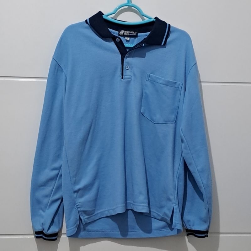 baju Olahraga berkerah