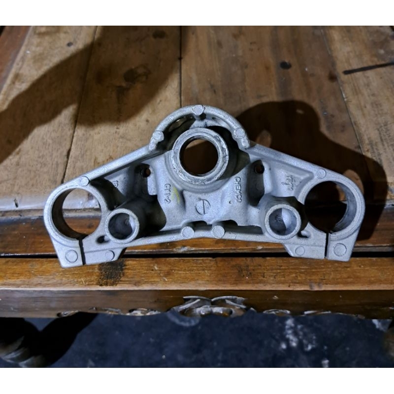 Segitiga/T atas vixion new original copotan