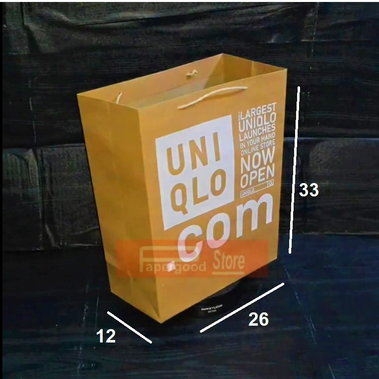 

Paper bag Uniqlo.com Medium 2 sisi 33 x 26 x 12