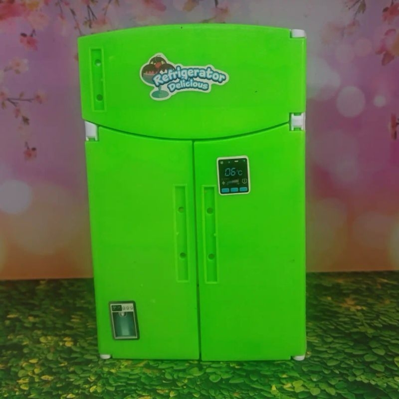 Preloved Mainan anak mainan kulkas/lemari es