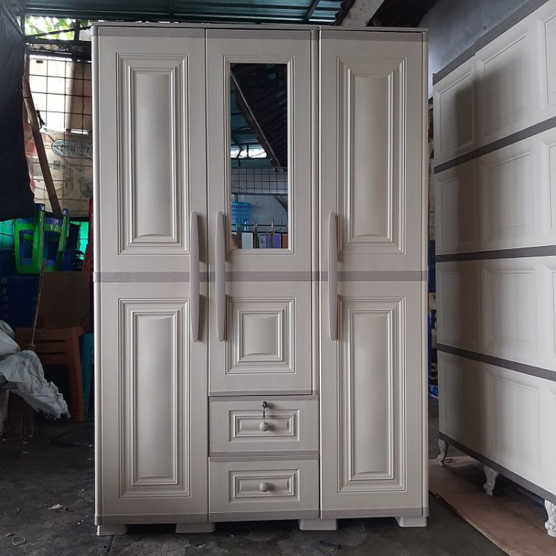 Lemari Plastik Olymplast 3 Pintu