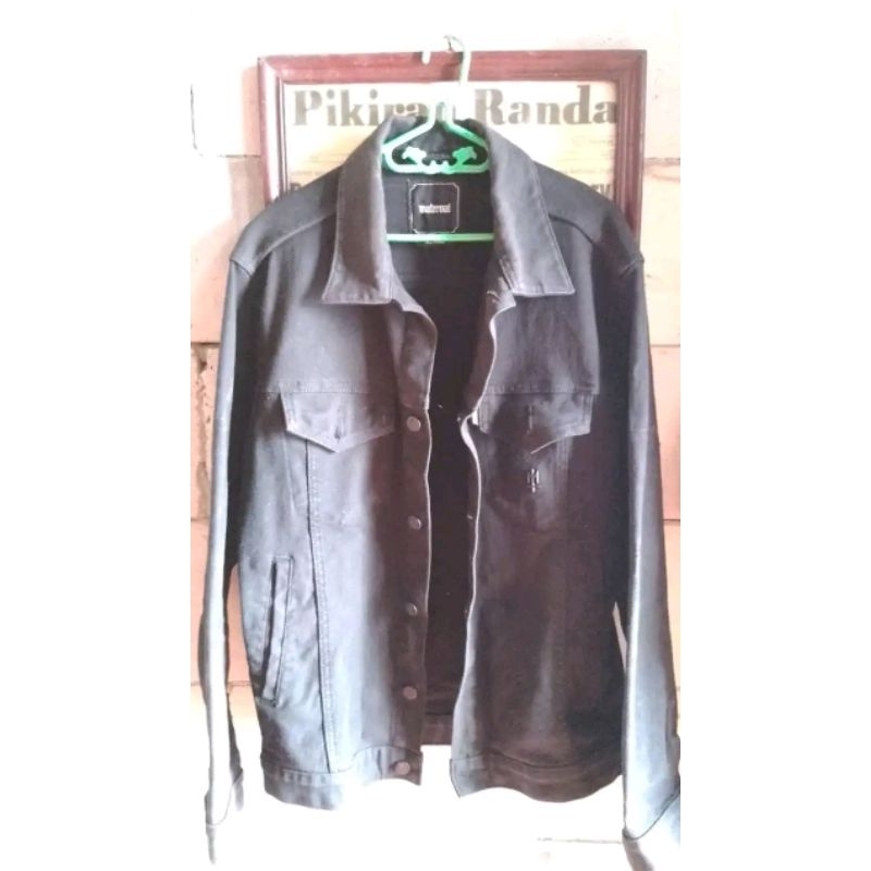 jaket denim maternal